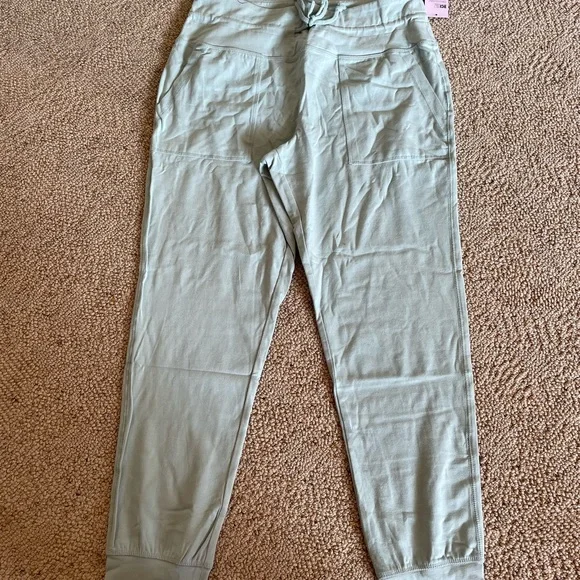 Women high rise Joggers - Picture 3 of 3